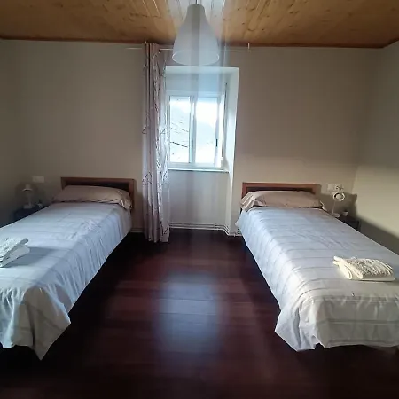 فندق مبيت وإفطار Casa Isaura De Pena Camino Primitivo 3*